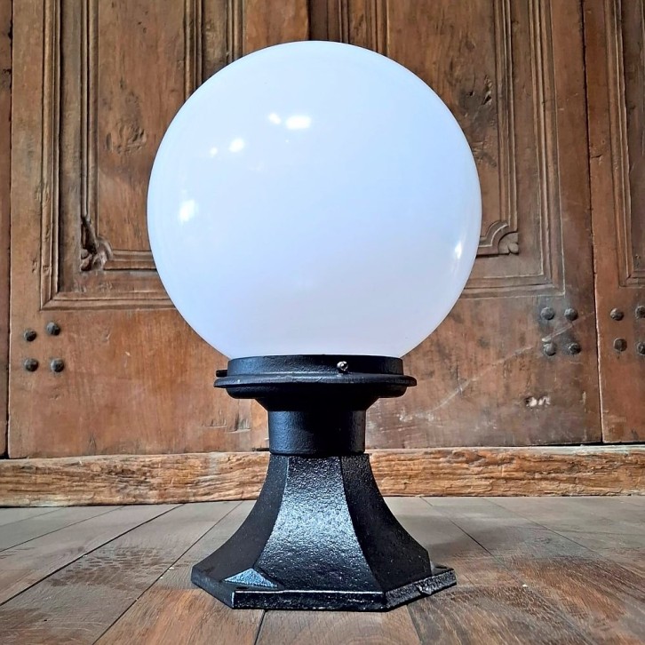 E293. Hengelo + lumina globe lantaarn 25. Hoogte: 46 cm.